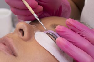 Ламиниране на мигли