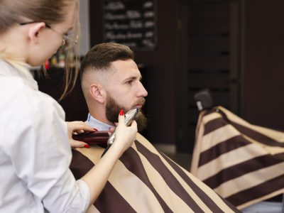 Бръснаро - фризьорски услуги